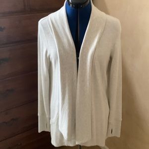 Athleta Pranayma wrap -excellent condition